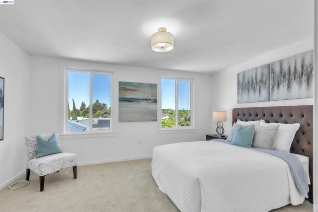 22354 Western Blvd, Hayward, CA 94541