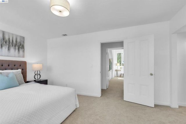 22354 Western Blvd, Hayward, CA 94541