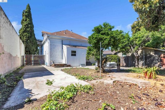 22354 Western Blvd, Hayward, CA 94541