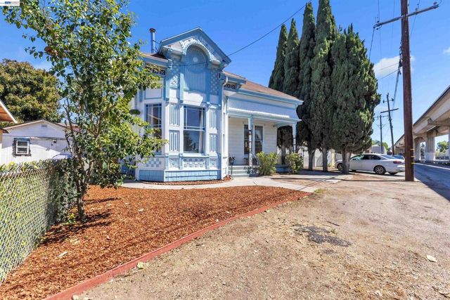 22354 Western Blvd, Hayward, CA 94541