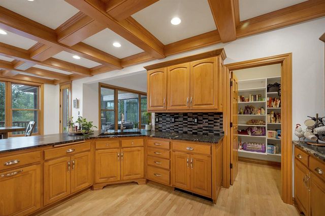 2919 SHELTER CREEK COURT, Green Bay, WI 54313