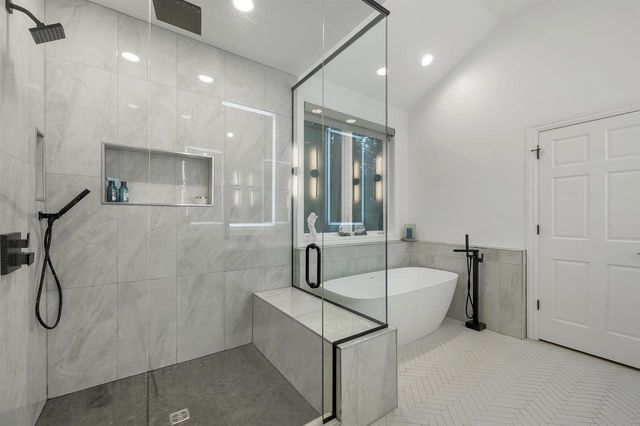 2919 SHELTER CREEK COURT, Green Bay, WI 54313