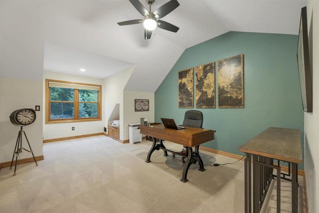 2919 SHELTER CREEK COURT, Green Bay, WI 54313