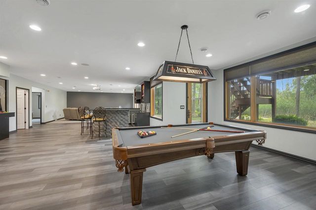 2919 SHELTER CREEK COURT, Green Bay, WI 54313