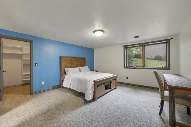 2919 SHELTER CREEK COURT, Green Bay, WI 54313