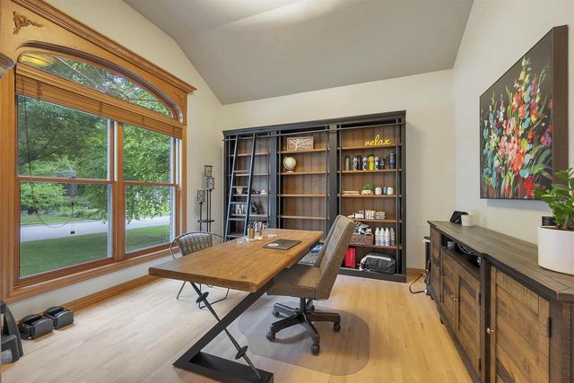 2919 SHELTER CREEK COURT, Green Bay, WI 54313