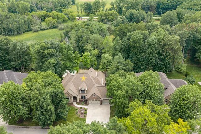 2919 SHELTER CREEK COURT, Green Bay, WI 54313