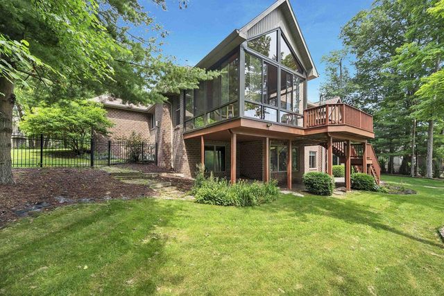 2919 SHELTER CREEK COURT, Green Bay, WI 54313