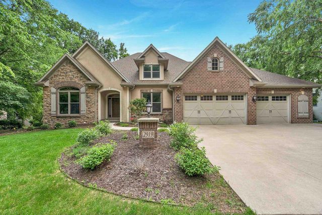 2919 SHELTER CREEK COURT, Green Bay, WI 54313