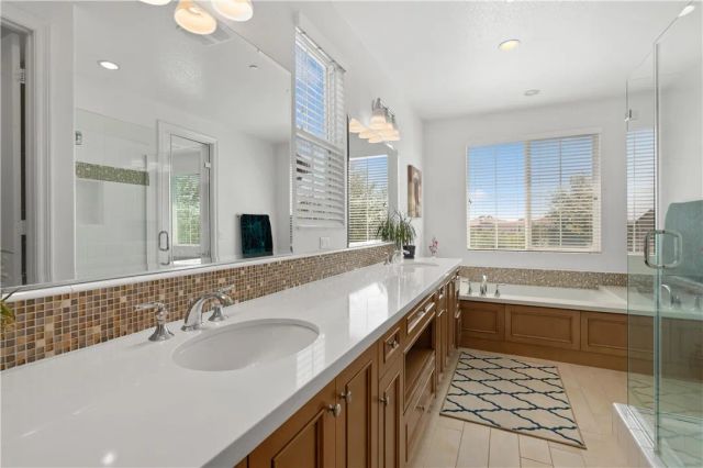 109 Sabiosa, Irvine, CA 92618