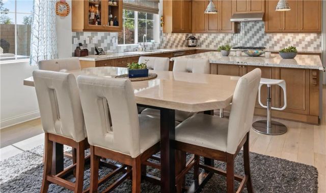 109 Sabiosa, Irvine, CA 92618