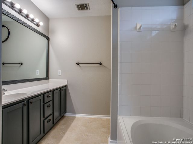 10315 Crystal, Universal City, TX 78148