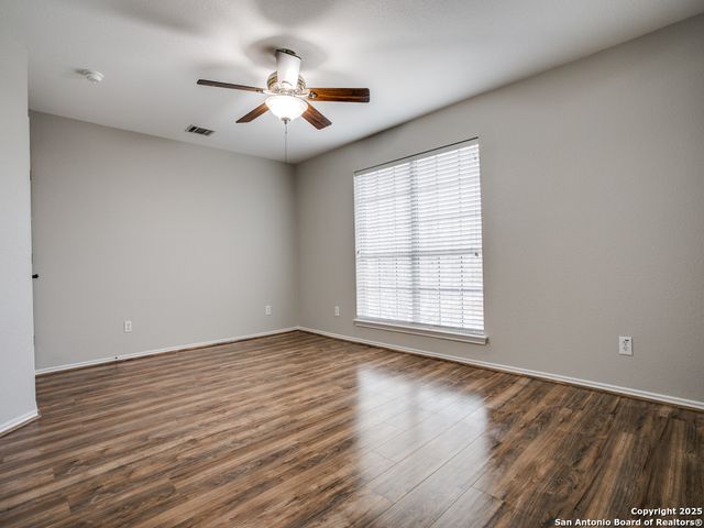 10315 Crystal, Universal City, TX 78148