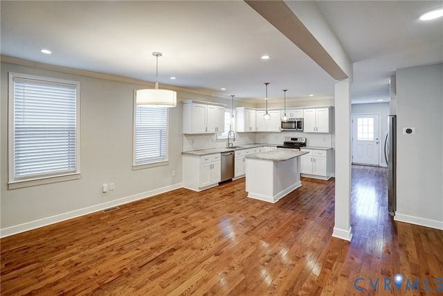 2320 R St, Richmond, VA 23223