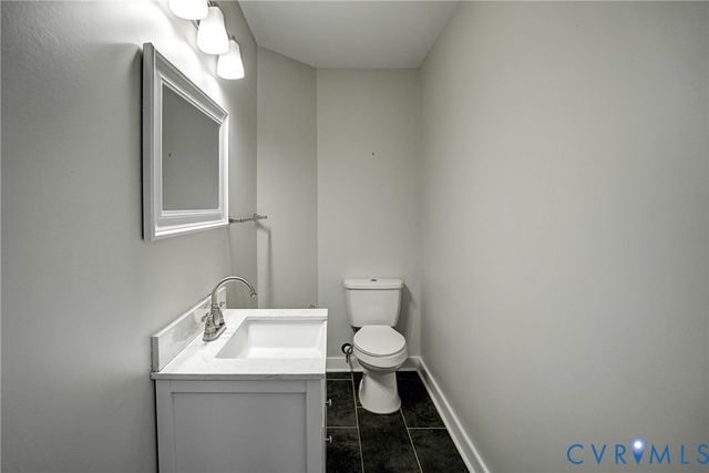 2320 R St, Richmond, VA 23223