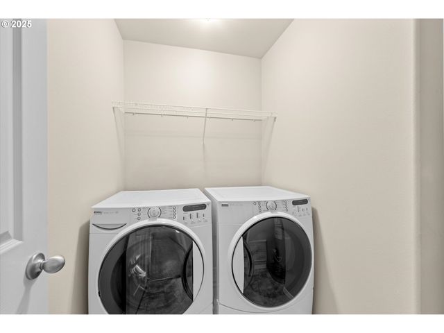 6341 Se KENSINGTON St, Hillsboro, OR 97123