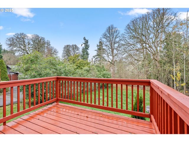 6341 Se KENSINGTON St, Hillsboro, OR 97123