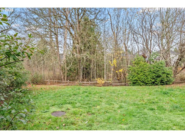 6341 Se KENSINGTON St, Hillsboro, OR 97123