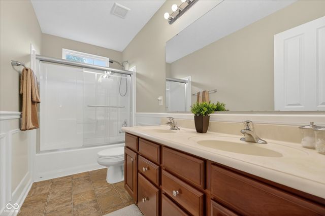 5448 Mustang Terrace, Plainfield, IN 46168