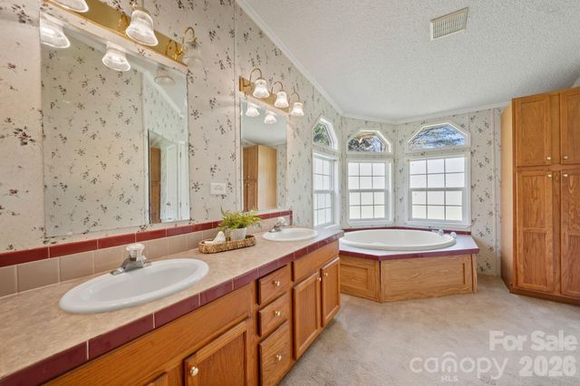 4669 River Trail Lane, Granite Falls, NC 28630