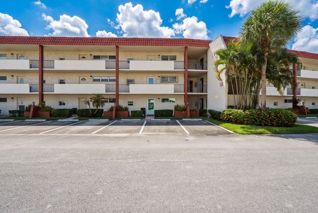 9823 S Hollybrook Lake Drive 206, Pembroke Pines, FL 33025