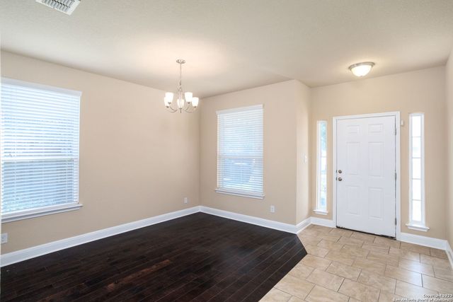 6527 TULIA WAY, San Antonio, TX 78253