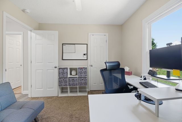 314 Malibu Canyon Dr, Columbia, TN 38401