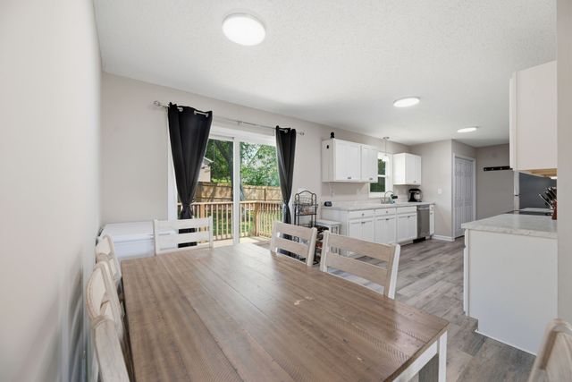 314 Malibu Canyon Dr, Columbia, TN 38401