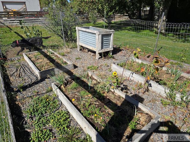 104 S 3rd W, Teton, ID 83451