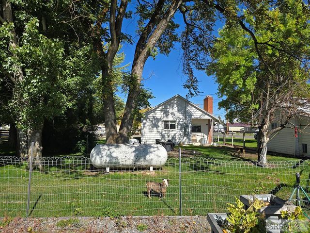 104 S 3rd W, Teton, ID 83451