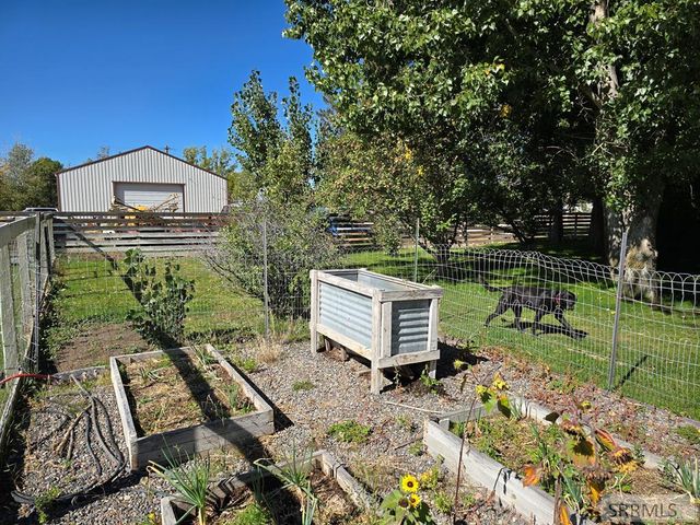 104 S 3rd W, Teton, ID 83451