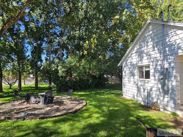 104 S 3rd W, Teton, ID 83451