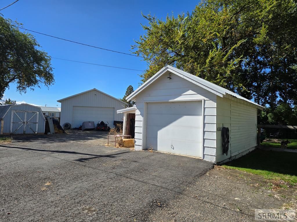 Image 40 of property listing at 104 S 3rd W, Teton, ID 83451