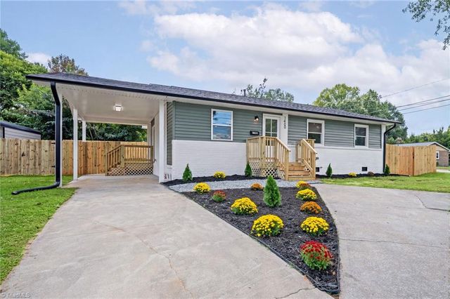 1400 E Sedgefield Drive, Winston-salem, NC 27127
