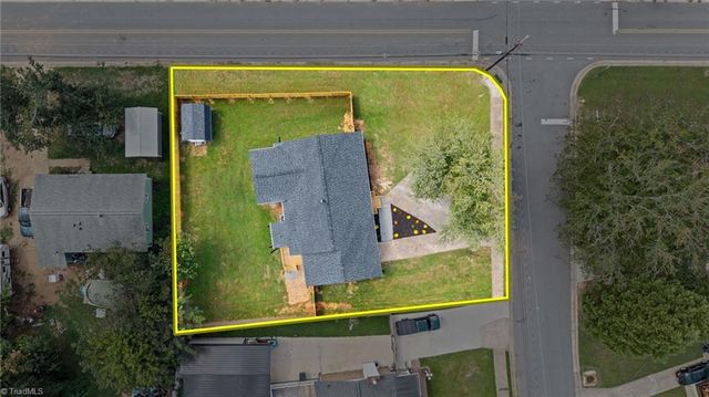 1400 E Sedgefield Drive, Winston-salem, NC 27127