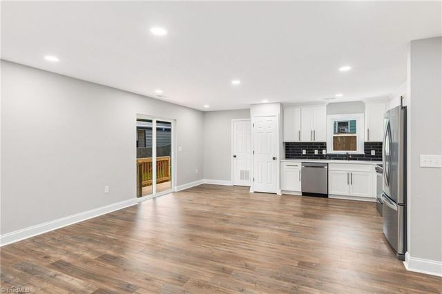 1400 E Sedgefield Drive, Winston-salem, NC 27127
