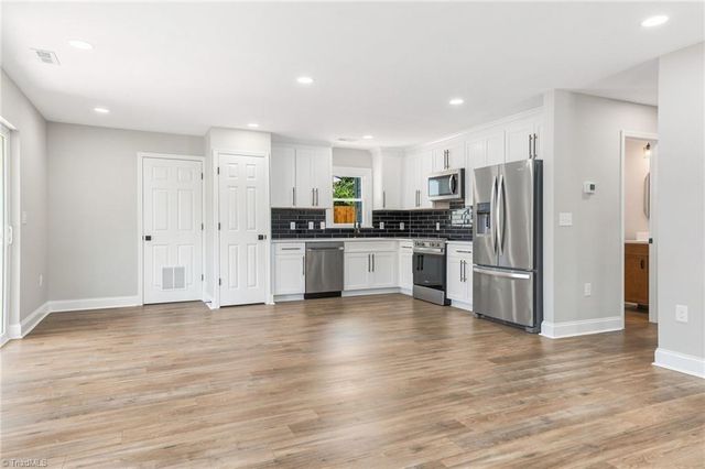 1400 E Sedgefield Drive, Winston-salem, NC 27127