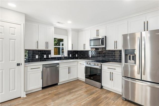 1400 E Sedgefield Drive, Winston-salem, NC 27127