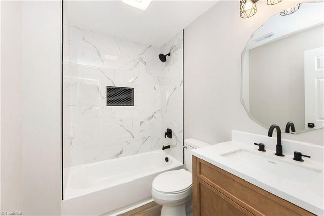 1400 E Sedgefield Drive, Winston-salem, NC 27127