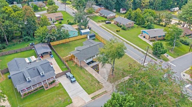 1400 E Sedgefield Drive, Winston-salem, NC 27127