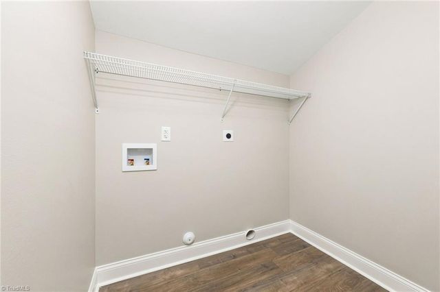 1400 E Sedgefield Drive, Winston-salem, NC 27127