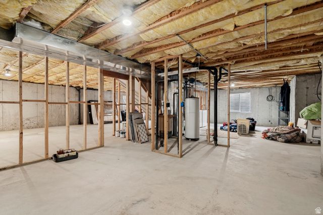 8718 S 5170 W, West Jordan, UT 84081