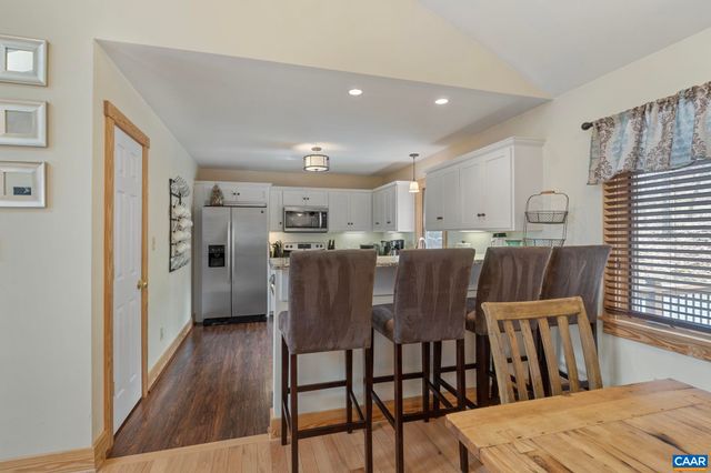 19 ROCK DOVE LN, Wintergreen, VA 22967