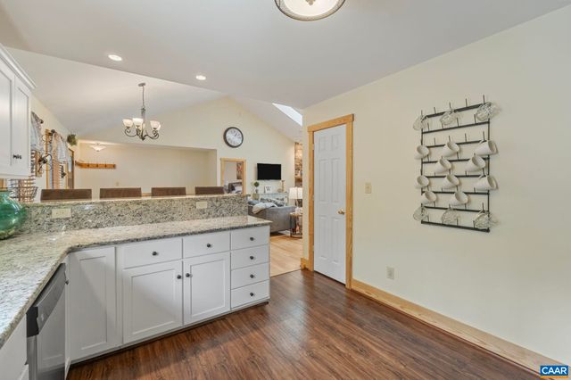 19 ROCK DOVE LN, Wintergreen, VA 22967