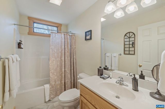 19 ROCK DOVE LN, Wintergreen, VA 22967