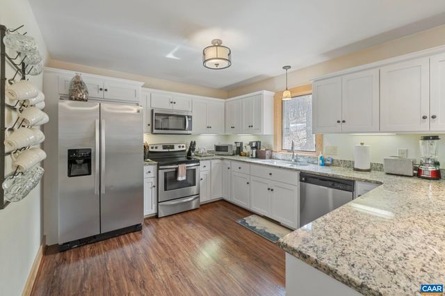 19 ROCK DOVE LN, Wintergreen, VA 22967
