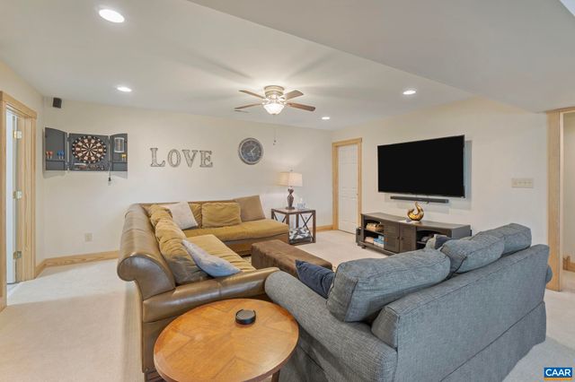 19 ROCK DOVE LN, Wintergreen, VA 22967