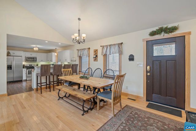 19 ROCK DOVE LN, Wintergreen, VA 22967