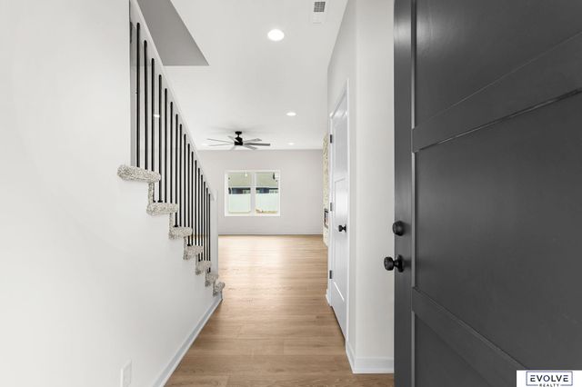 921 Arlene Circle, Papillion, NE 68046