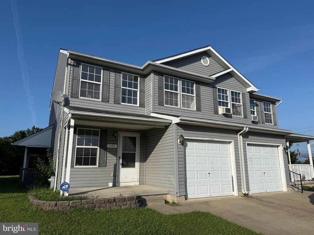 1202 ROSEGATE CT, Baltimore, MD 21237